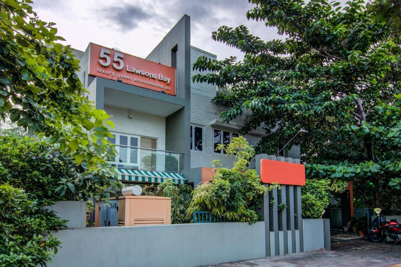 Oyo Hotel 55 Lawsons Bay Jalāripeta Buitenkant foto